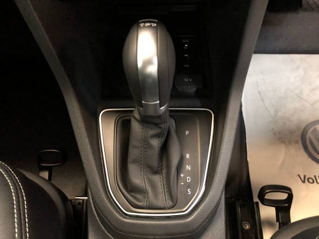 2018 Volkswagen Caddy 2.0 150BHP DSG AUTO ~ PREMIUM LEATHER ~ R STYLING ~ SAT NAV ~